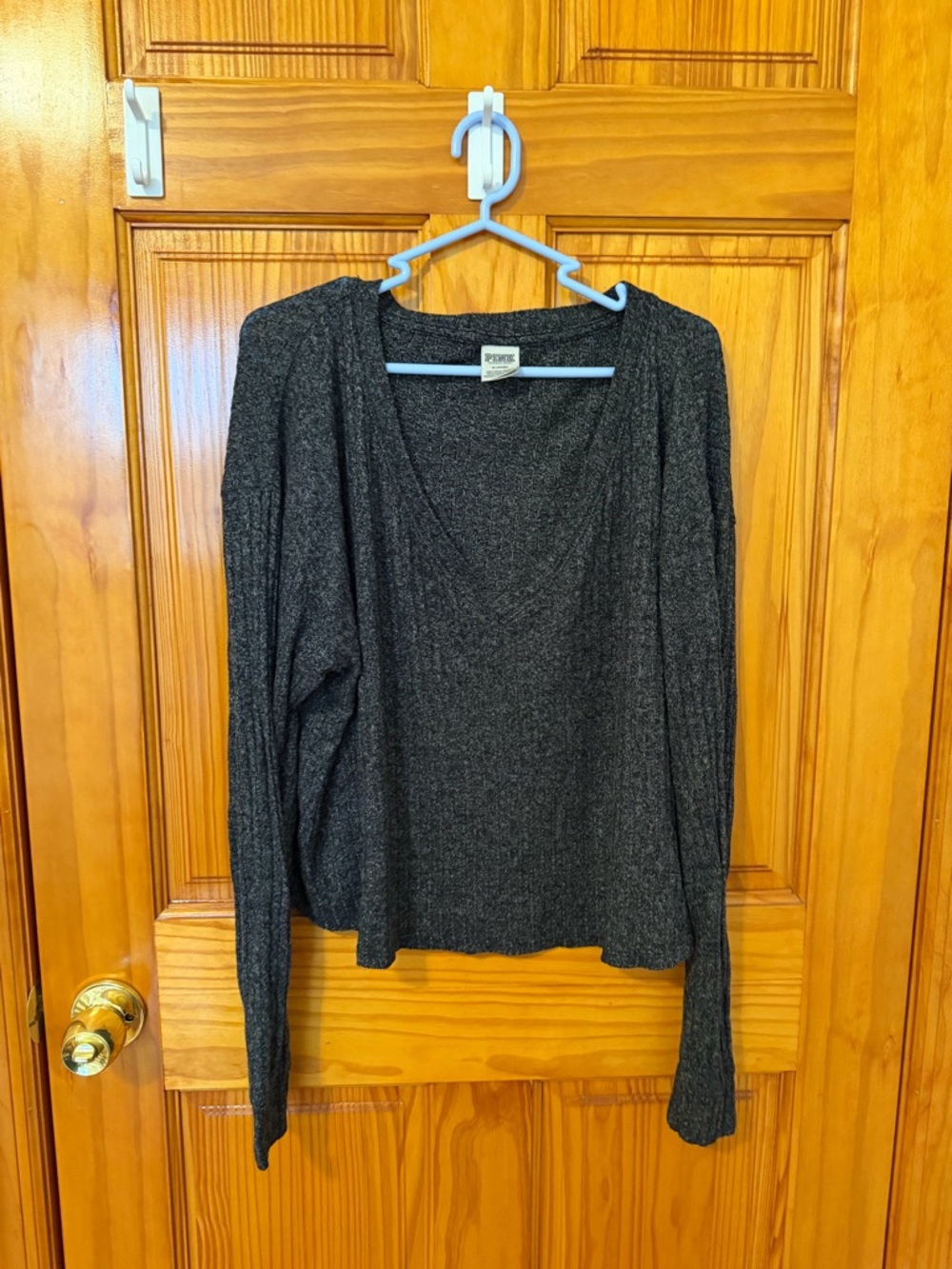 A New Day Heathered Charcoal V-Neck Long Sleeve Top